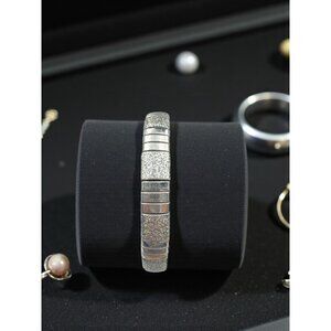 Stainless Steel Stretch Bracelet – Polished & Textured Segments, Modern Unisex D